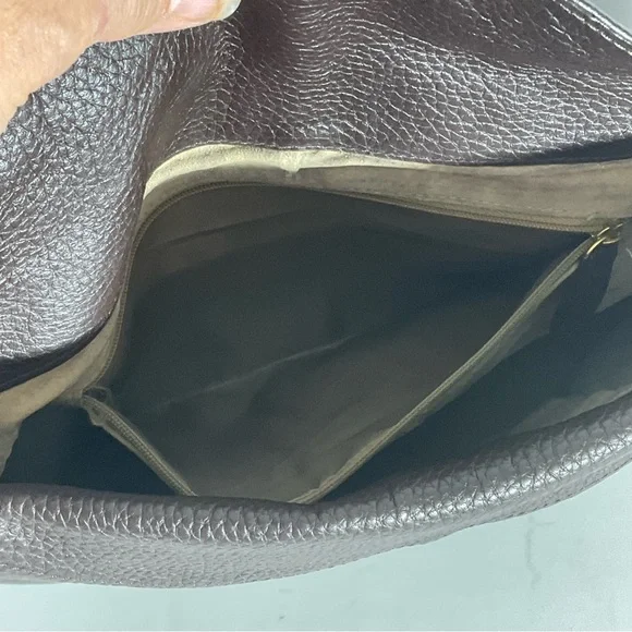 Barr and Barr New York Pebbled Brown Leather Bag Gold Hardware Shoulder Bag - Picture 10 of 15